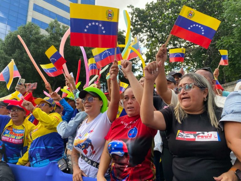 Venezuelans Reject US Military Threats, ‘Narcoterrorism’ Allegations in Anti-Imperialist March