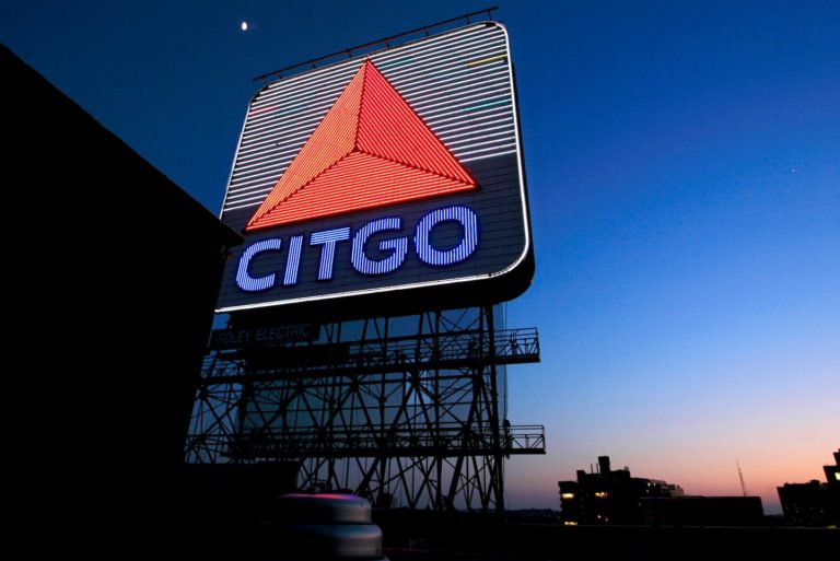 US Judge Authorizes Sale of Venezuela’s CITGO to Vulture Fund Elliott