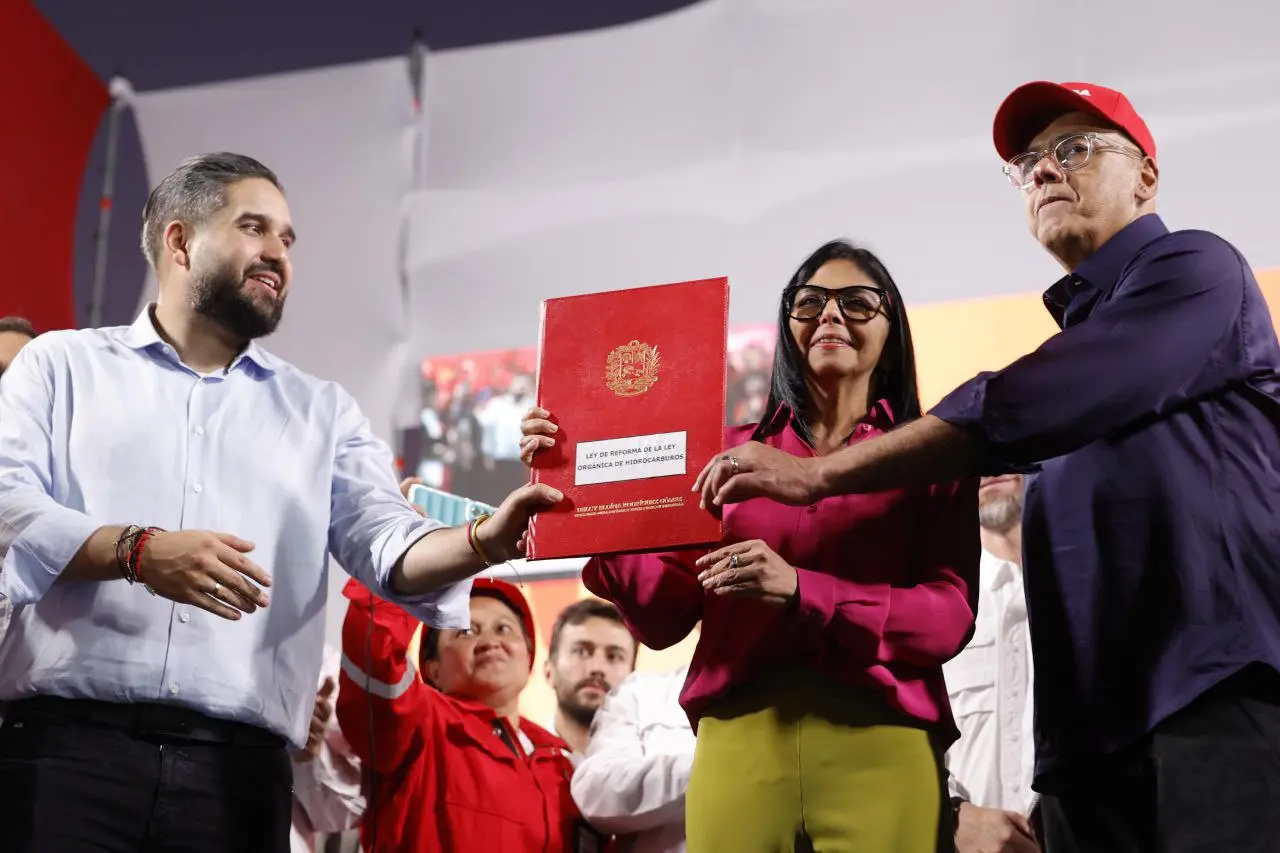 Venezuela oil reform sanctions